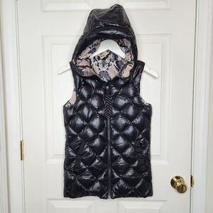 Lululemon Reversible Snakeskin Black Hooded Puffer Vest Size 4